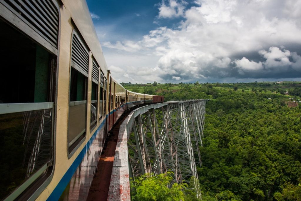myanmar backpacking