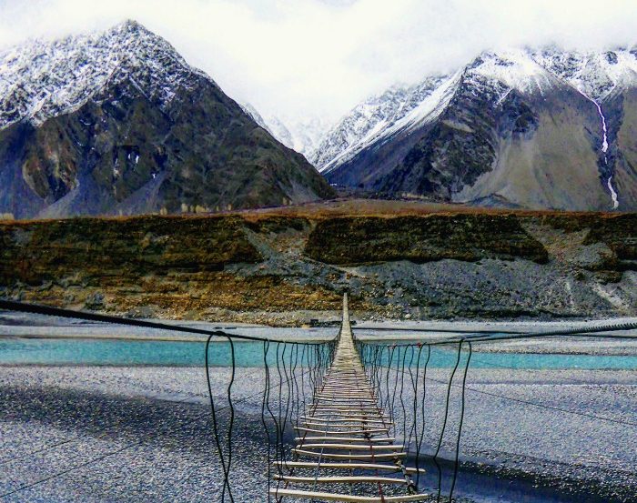 how to be a nomad