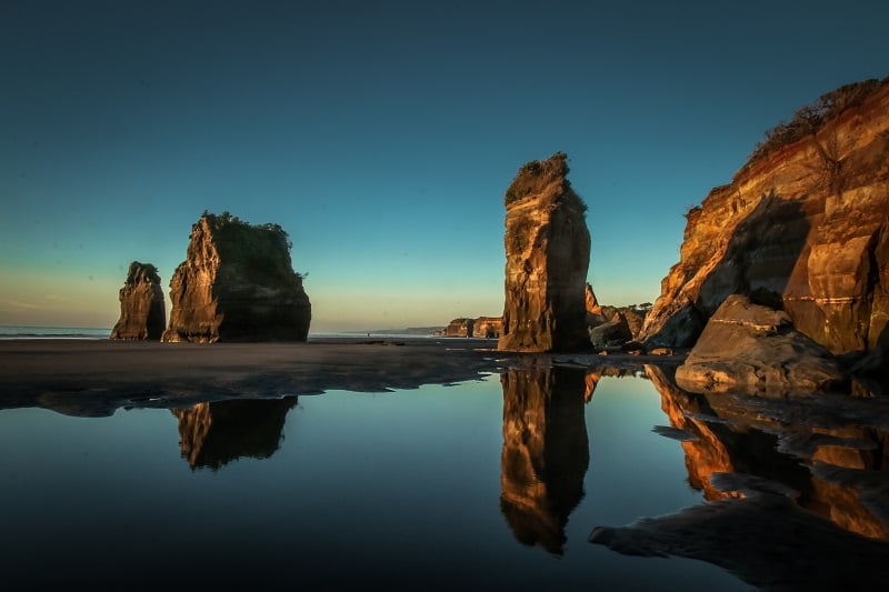 New Zealand beach attractions near New Plymouth