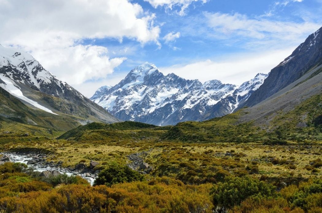 The Absolute Best Budget Guide to Backpacking New Zealand (2018) - Aoraki 90388 1280 1050x695