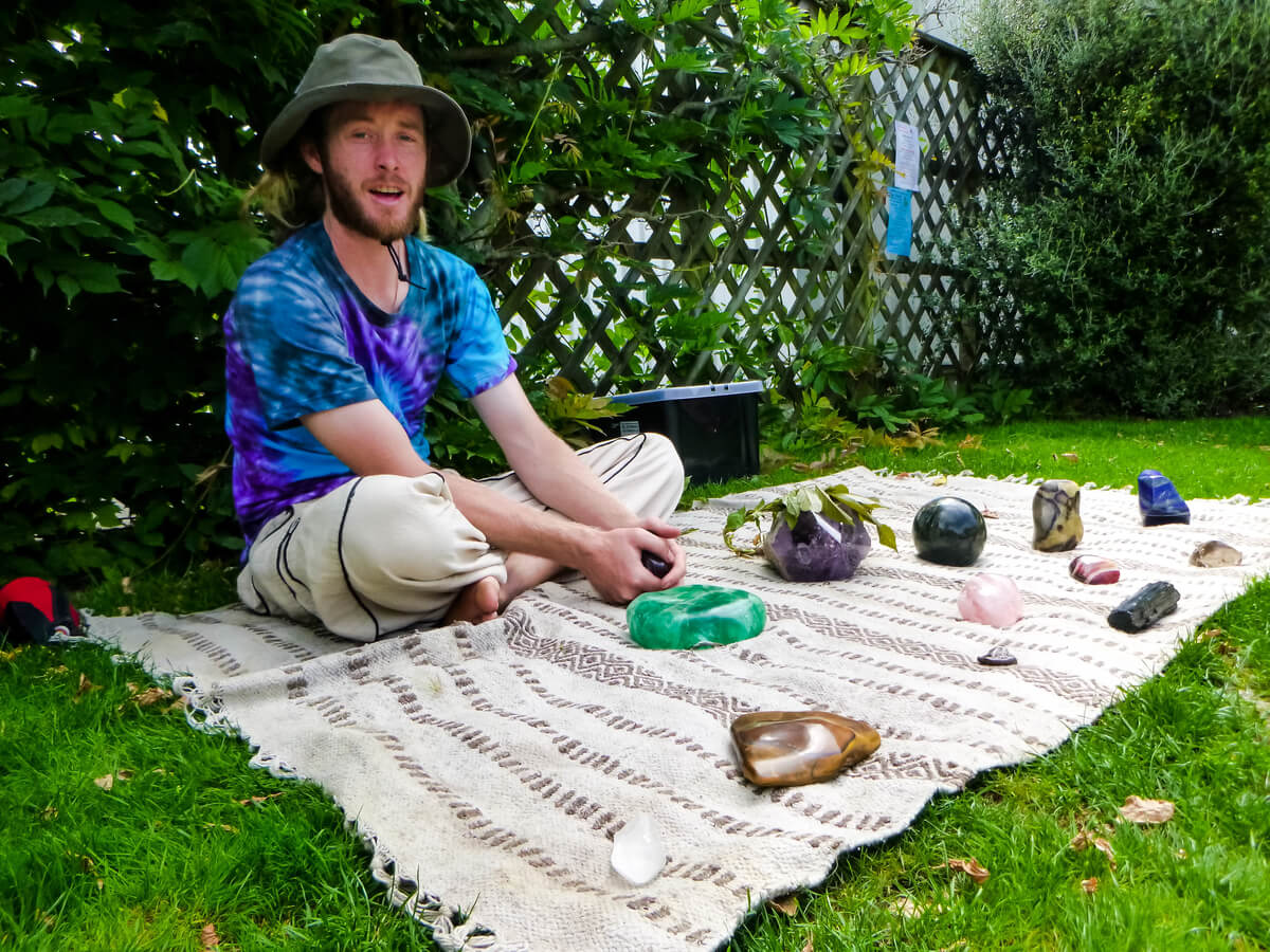 backpacking-new-zealand-takaka-hippy