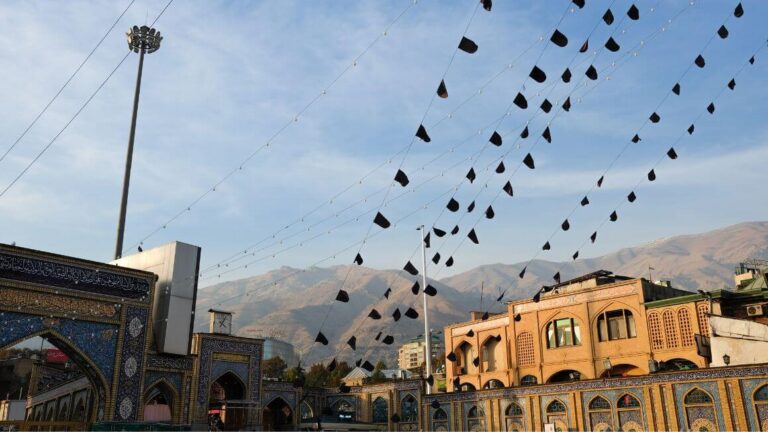 Backpacking Iran Travel Guide • EPIC Budget Tips & Secrets