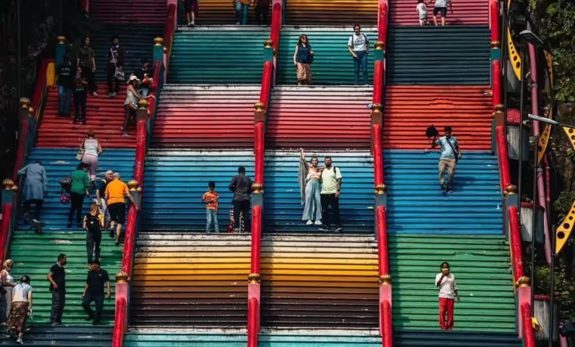Climb around the Batu Caves