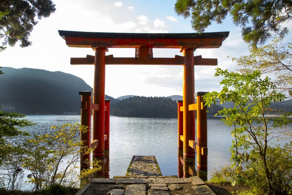 backpacking Japan budget travel guide