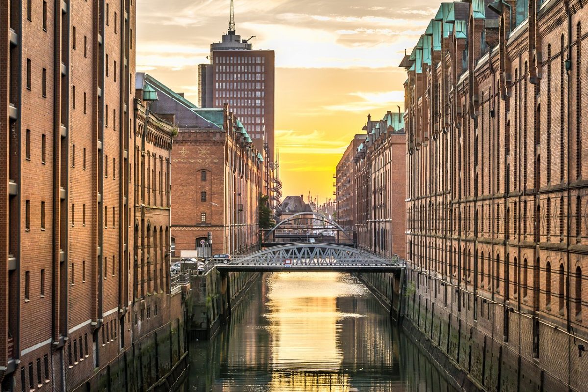 the hamburg canals