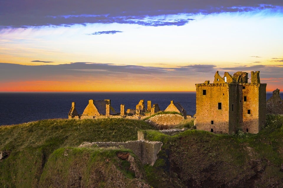 Dunnottar Castle backpacking scotland