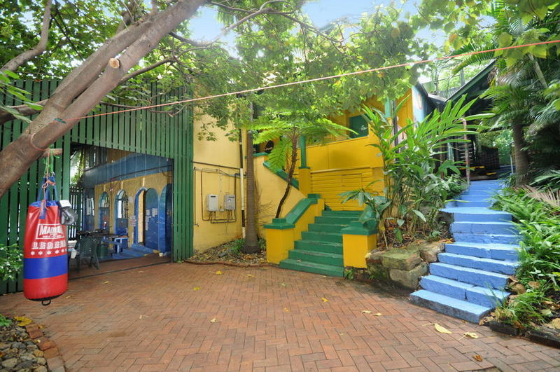 Yellow Submarine Backpackers Best Hostels in Brisbane