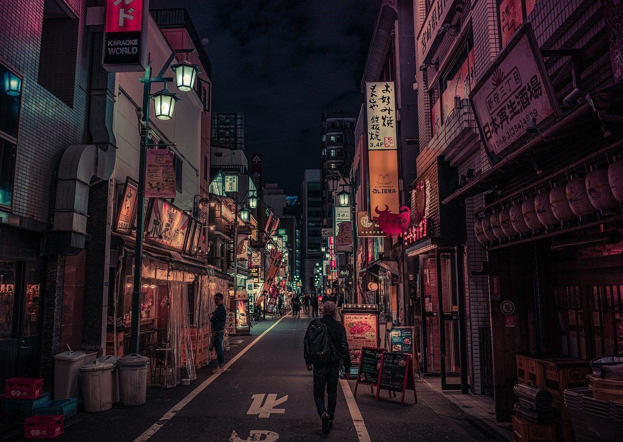 Street at nighttime in Shinjuku