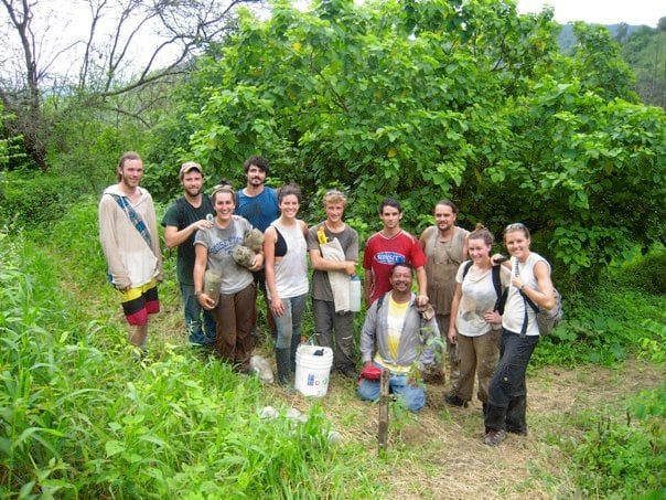 Group of people helping as Volunteer  in Ecuador