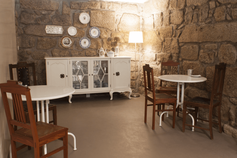 20 BEST Hostels in Porto (2024 Insider Guide)