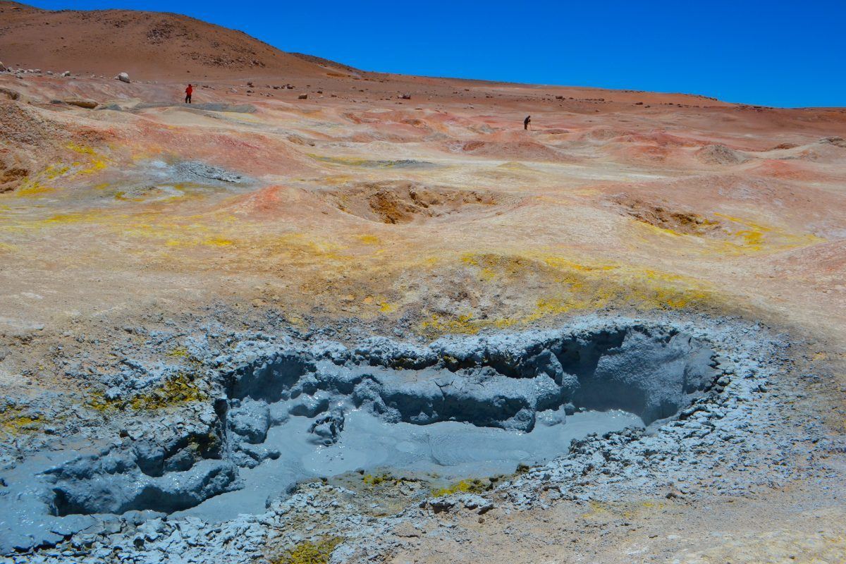 backpacking Chile rainbow