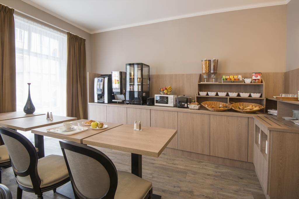 Hotel Paganini best hostels in Nice