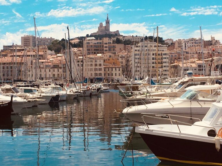 Where to Stay in Marseille (Best Places)