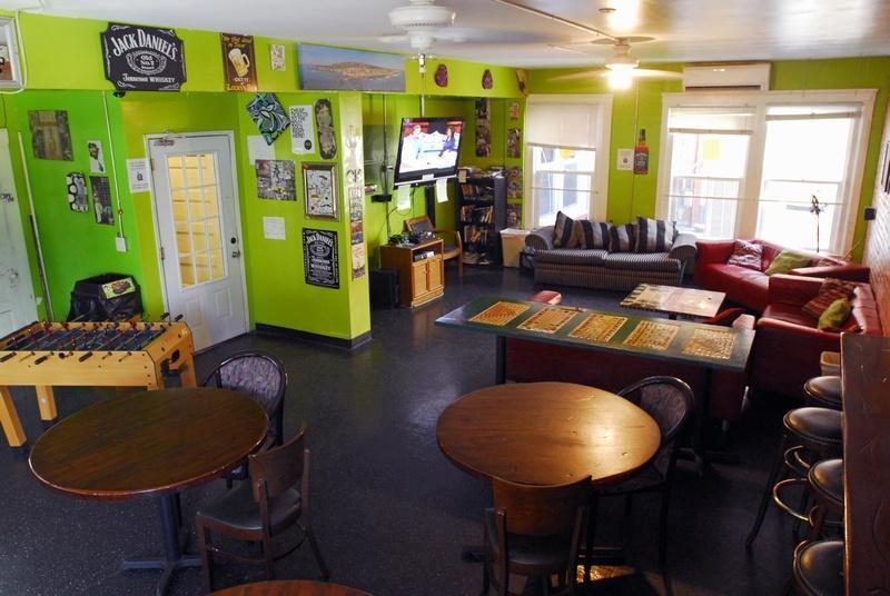 Lucky D’s best hostels in San Diego