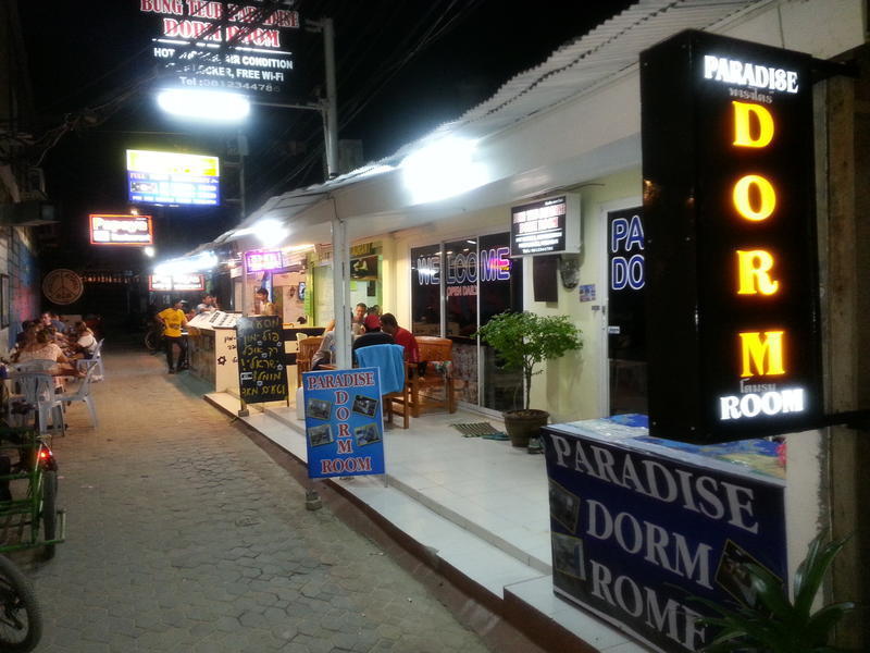 Paradise Dorm Room best hostels in Koh Phi Phi