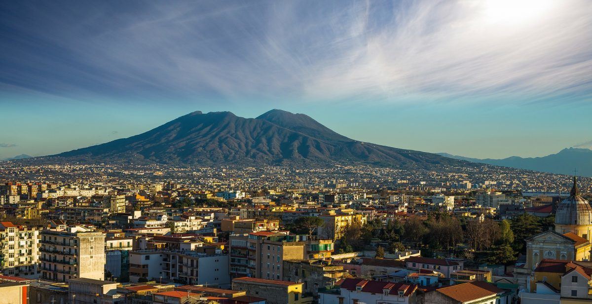 mt vesuvius and naples italy