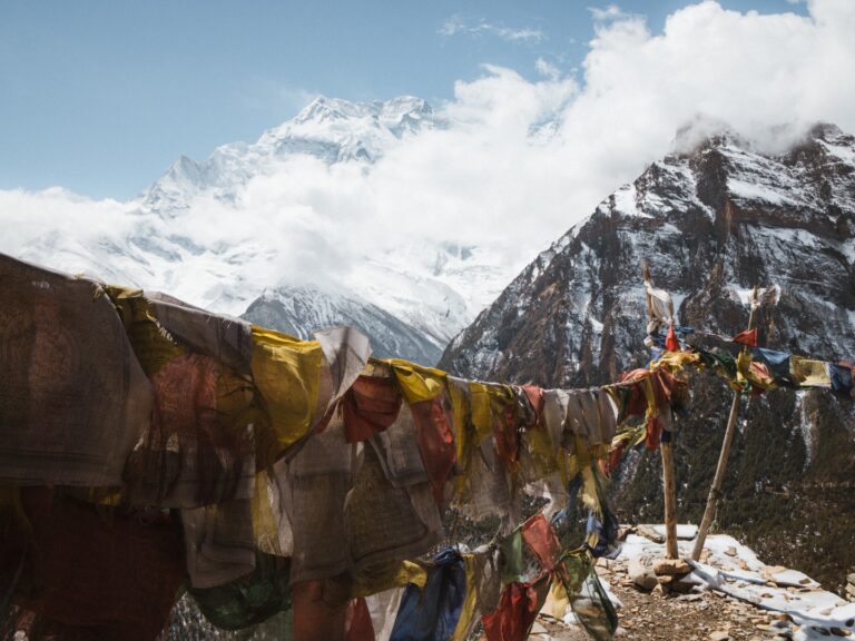 Backpacking Nepal Travel Guide (BUDGET TIPS)