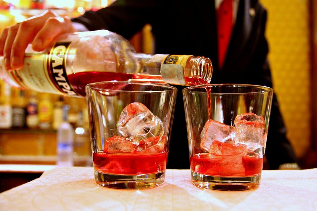 negronis being prepared italian drinks