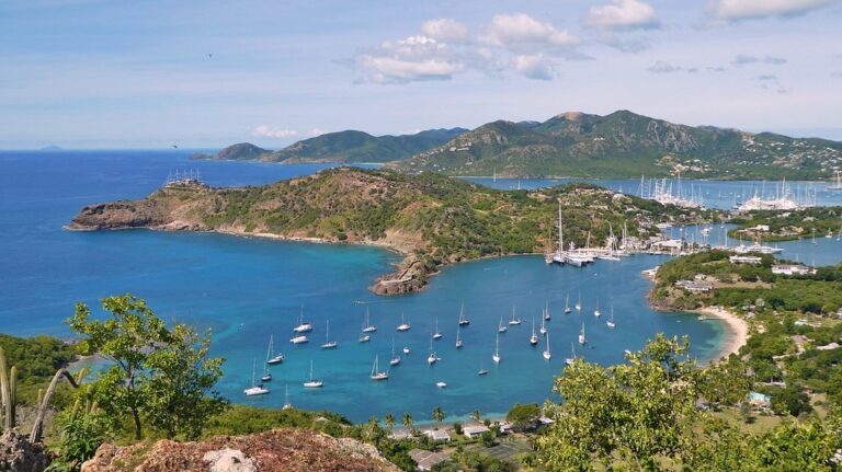 The 5 Best Hostels in Antigua