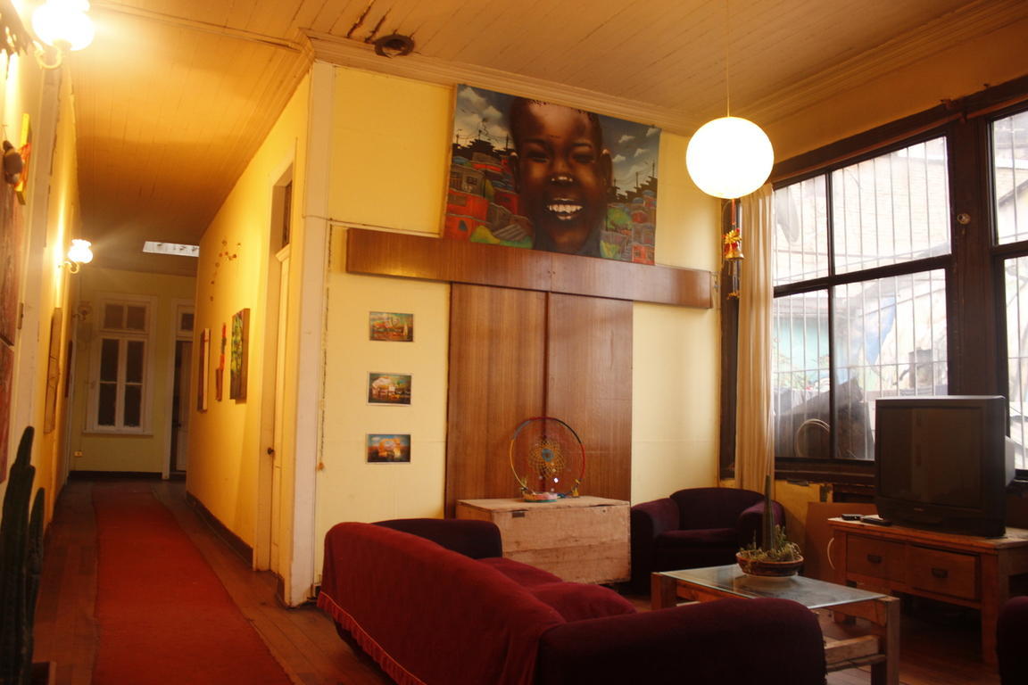 Guesthouse Espacio 420 best hostels in Valparaiso