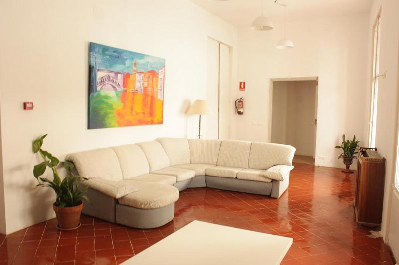 Innsa Hostel best hostels in Valencia