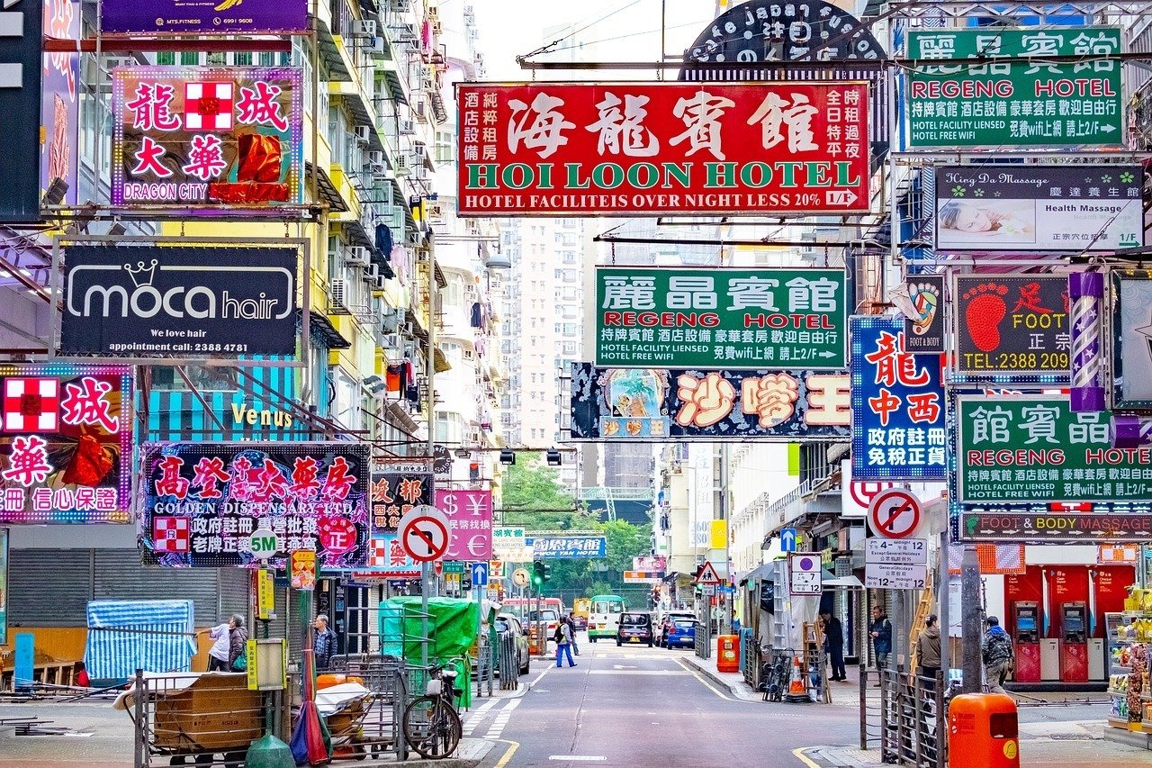 Mong Kok - Where to stay in Hong Kong on a budget