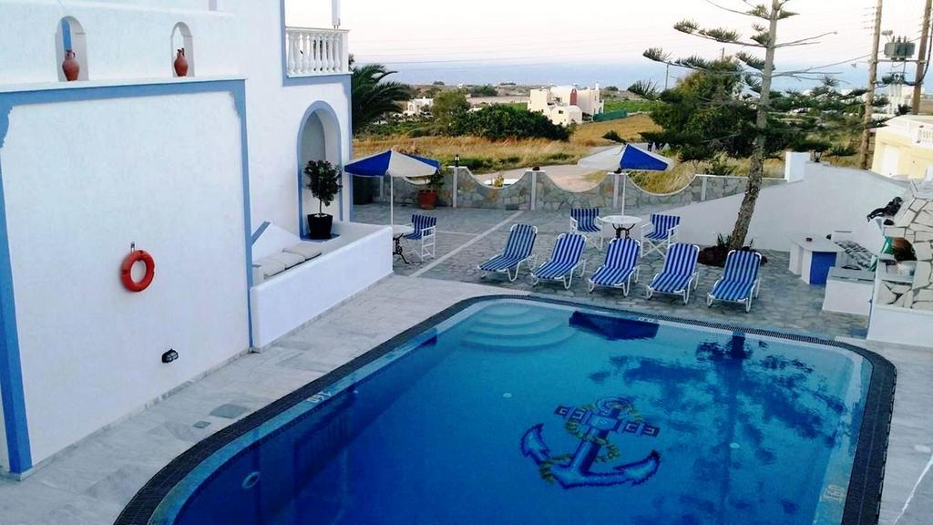 Stavros Villas best hostels in Santorini