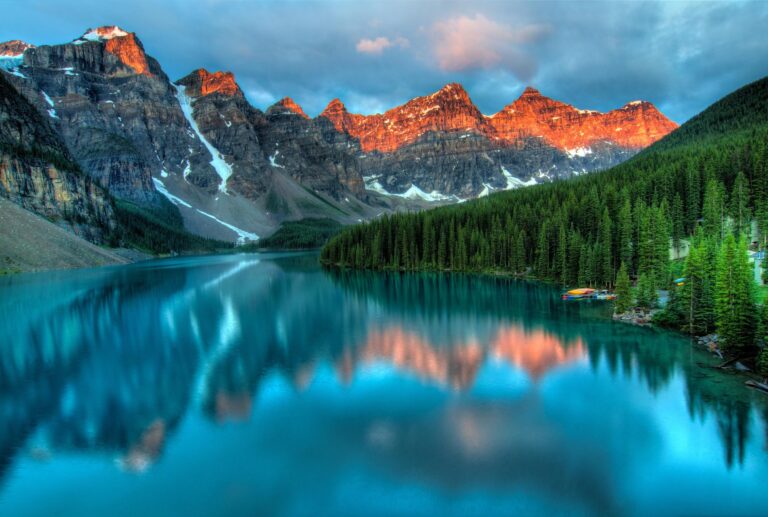Backpacking Canada Travel Guide