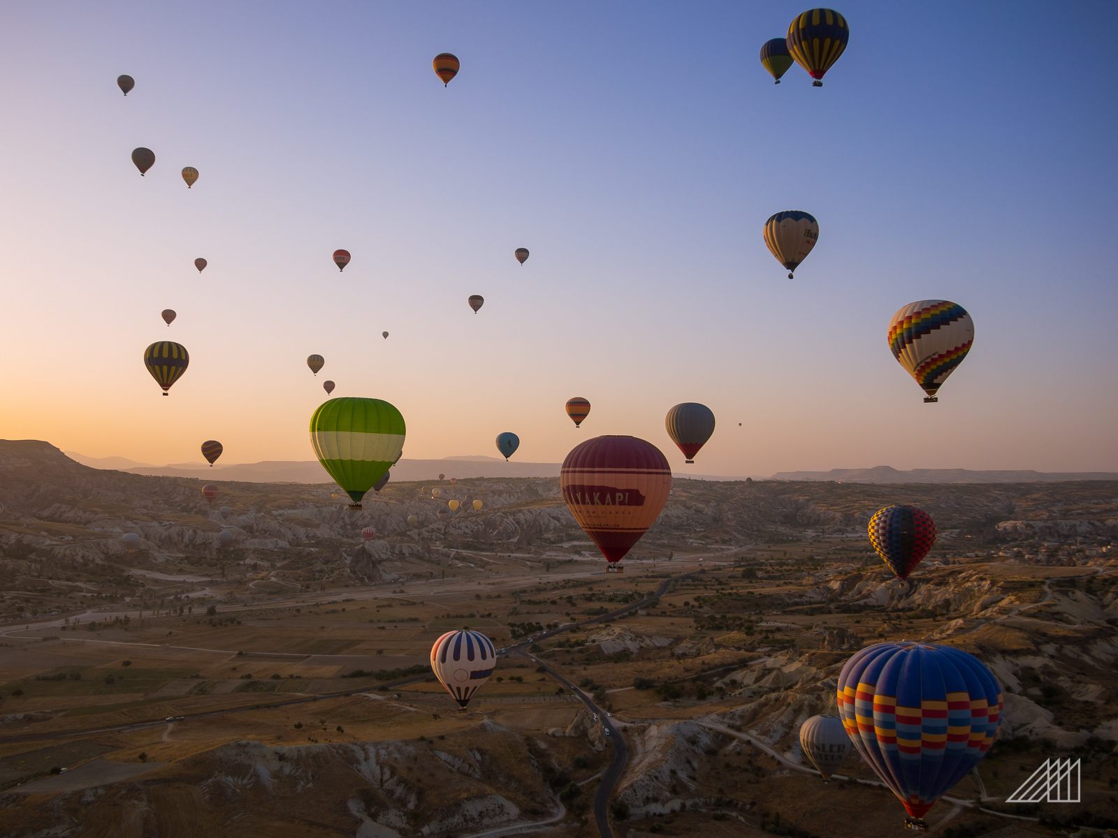 cappadocia hot air balloons backpacking turkey