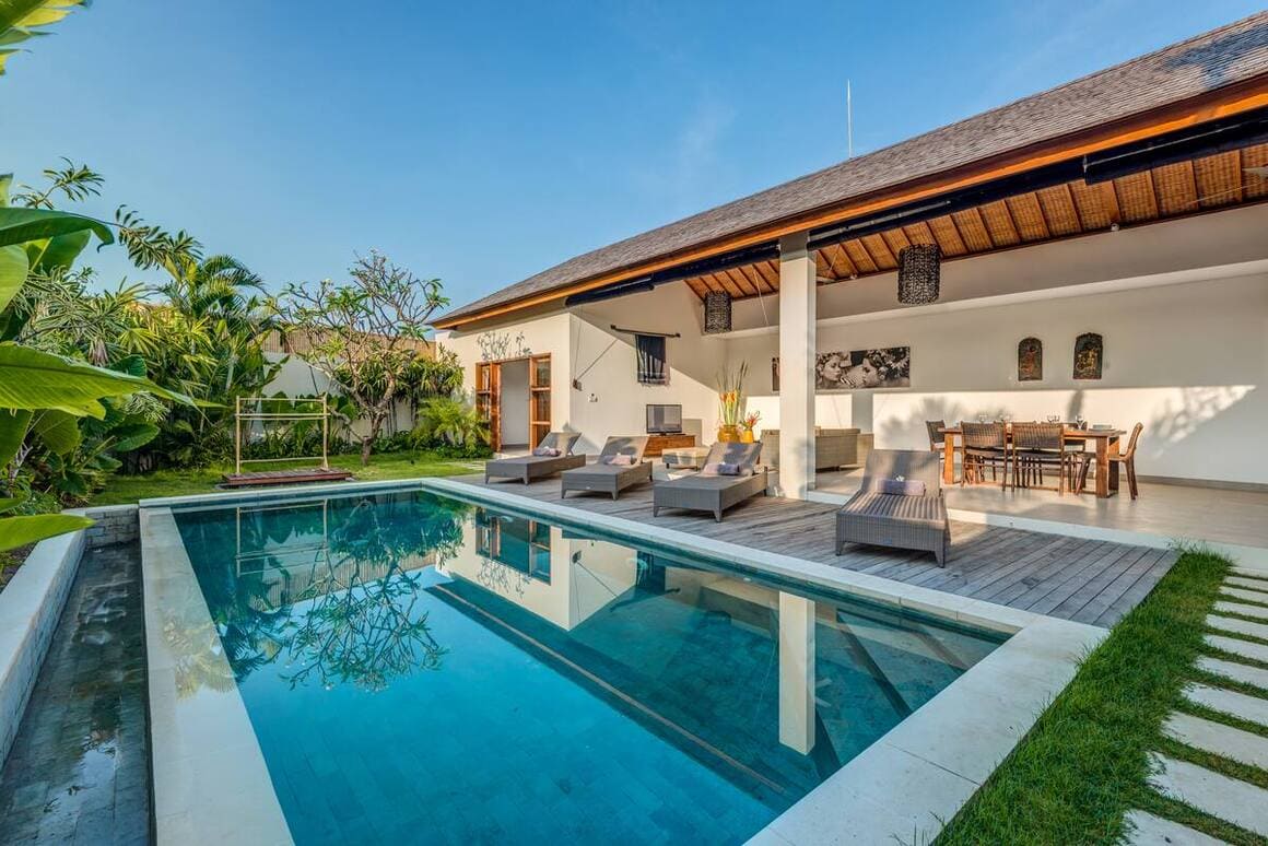 Echo Beach Villa