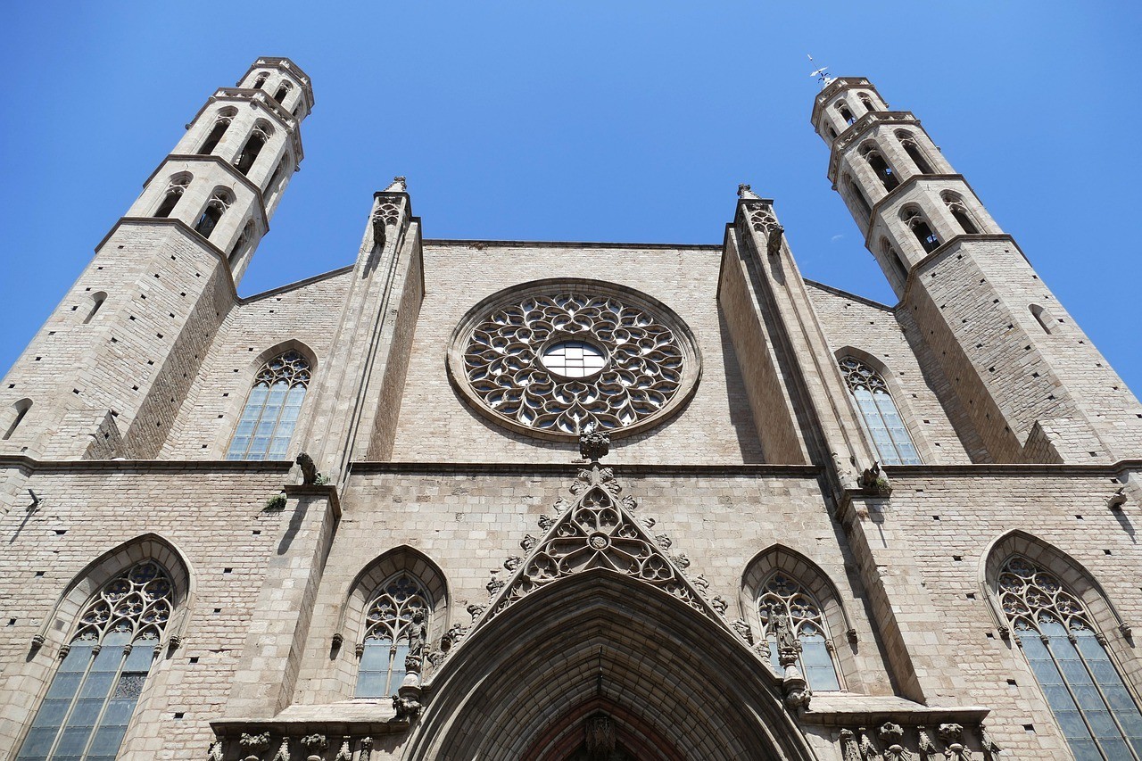 The church in El Born sighteseeing spot