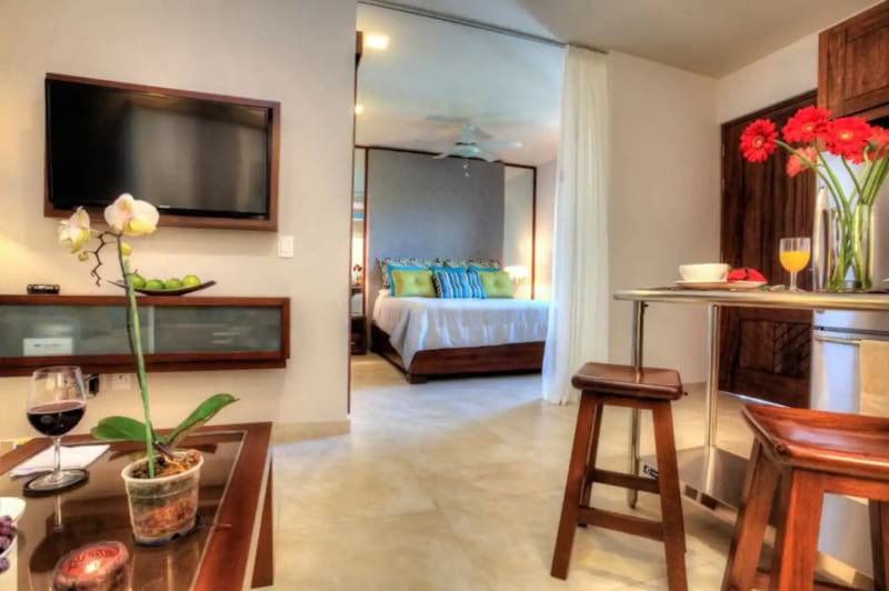Luxury Studio with Ocean Views