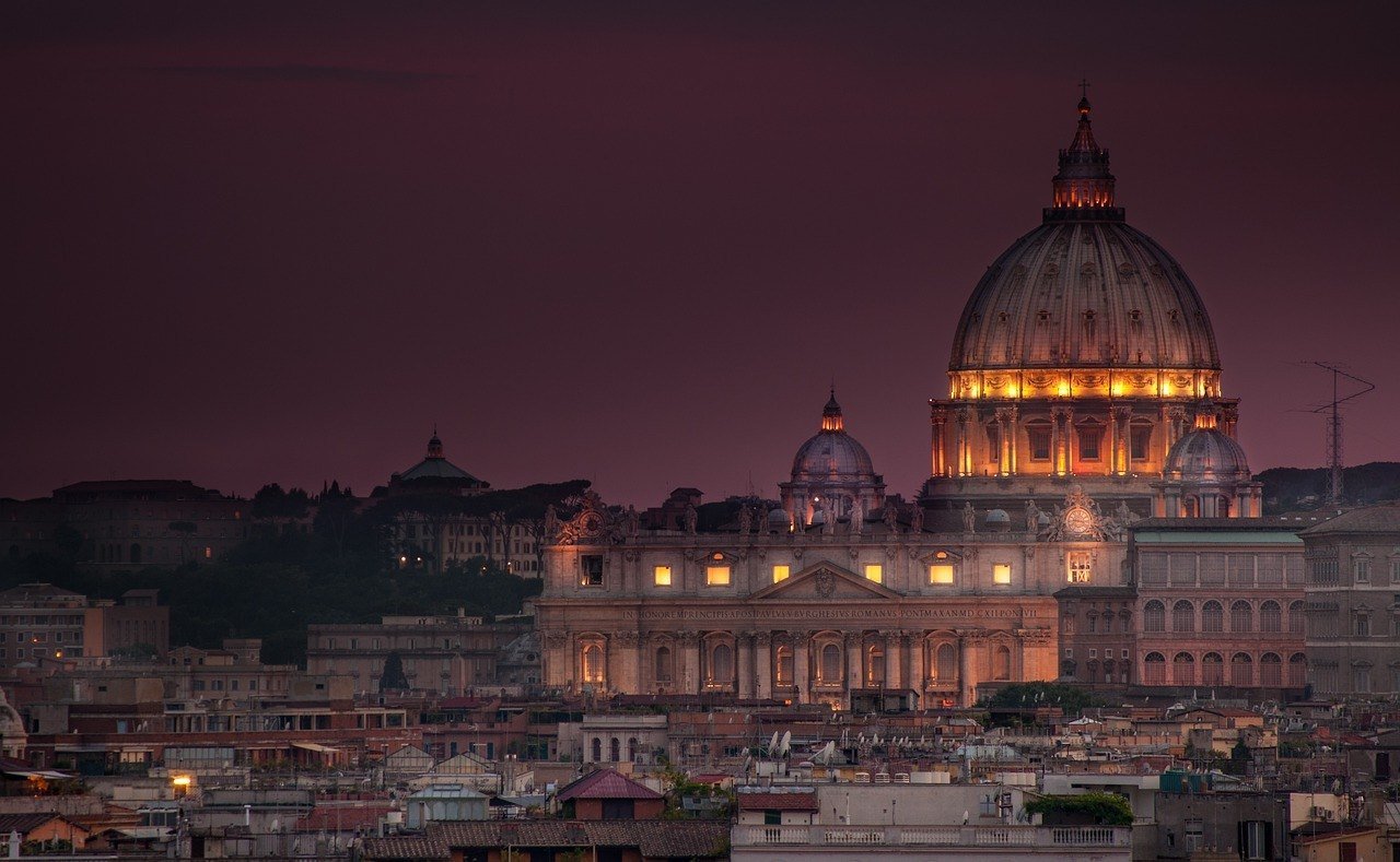 st-peters-basilica-night