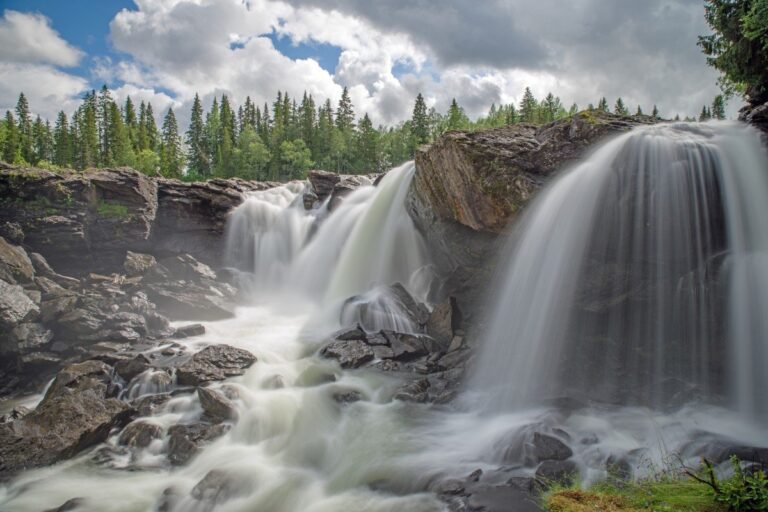 Backpacking Scandinavia Travel Guide