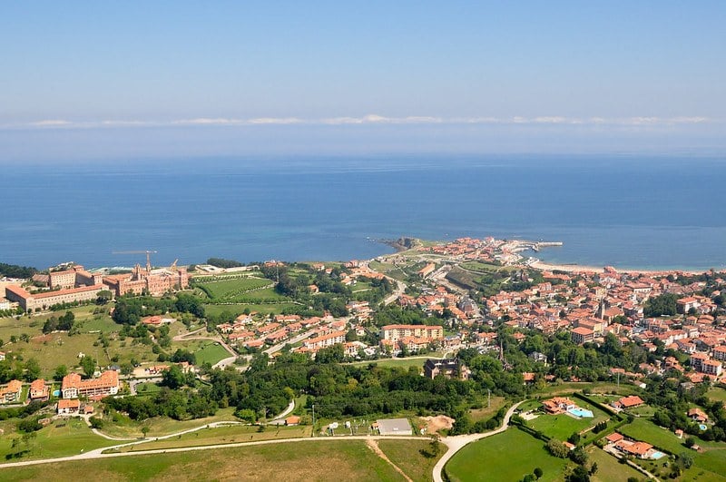 comillas spain