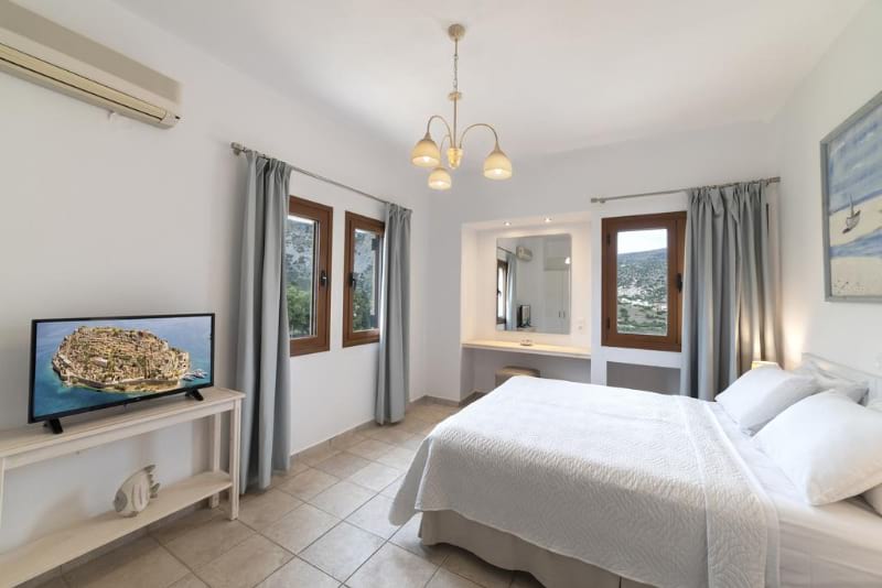 Elounda Heights Adults Only