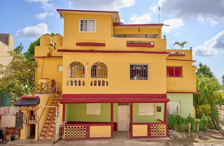 Hostal Alcuria
