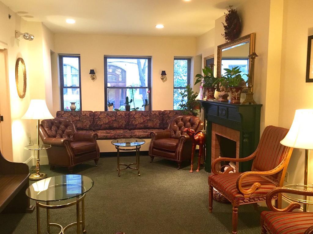 Oasis Guest House best hostels in Boston