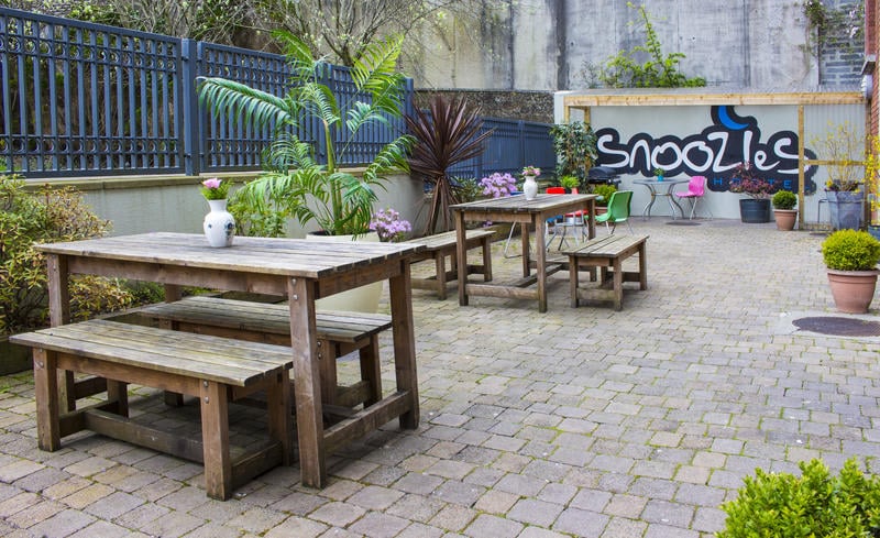 Snoozles Hostel Galway best hostels in Galway