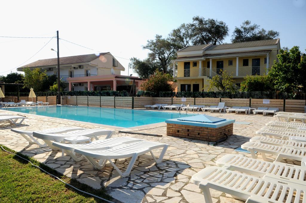 Three Seasons Resort best hostels in Corfu