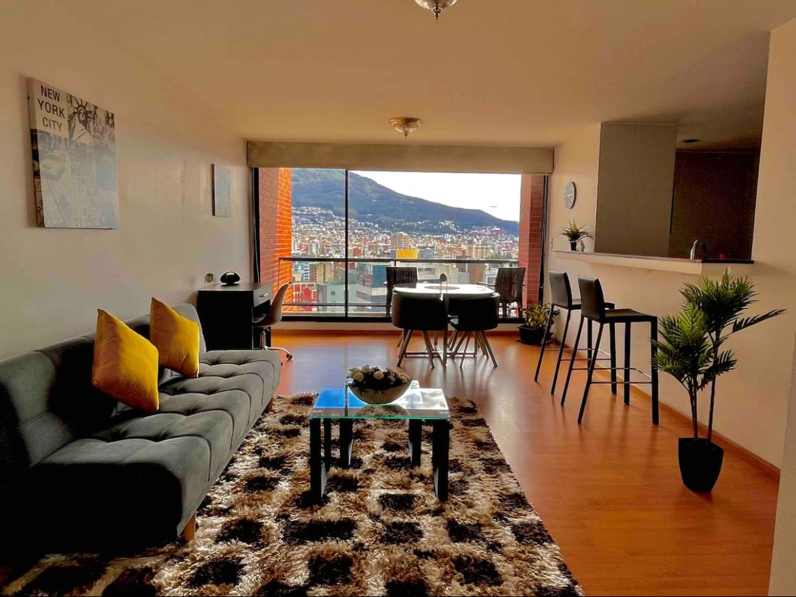 beautiful 9th floor apartment quito