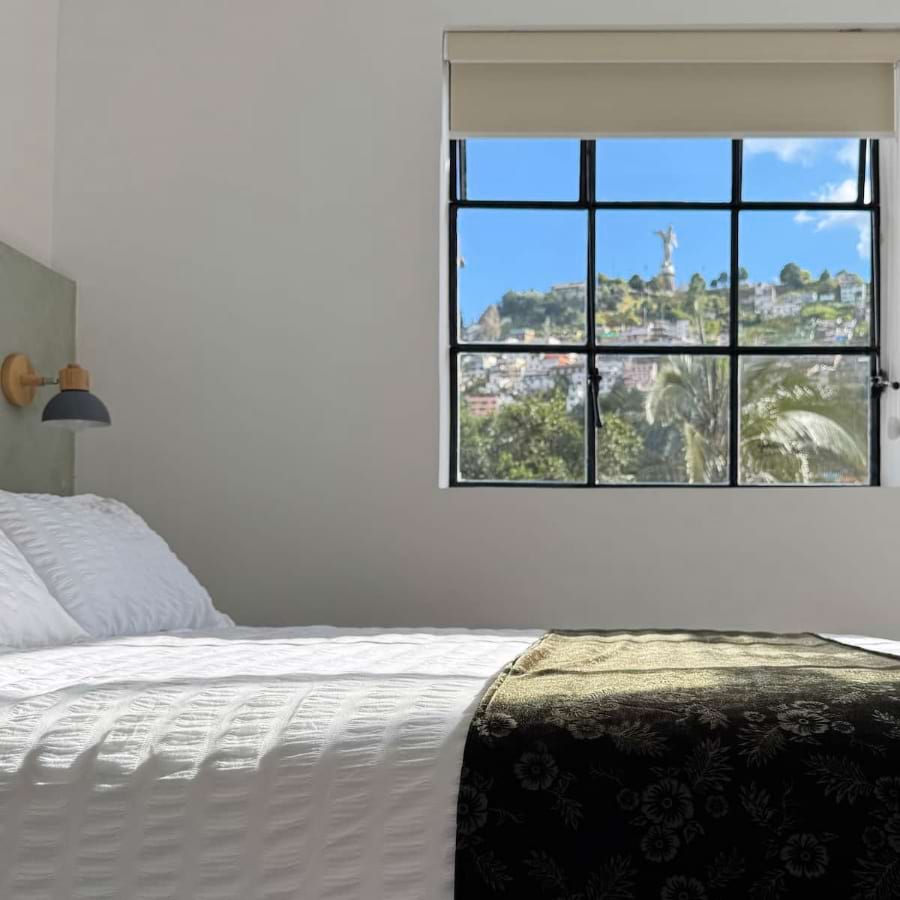 cozy suite garden views travelers house 4 quito