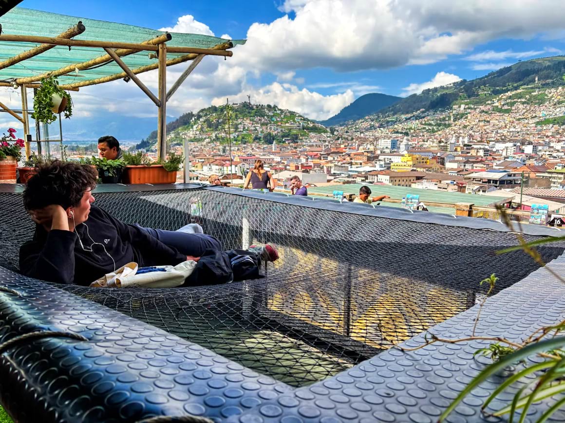 the secret garden quito