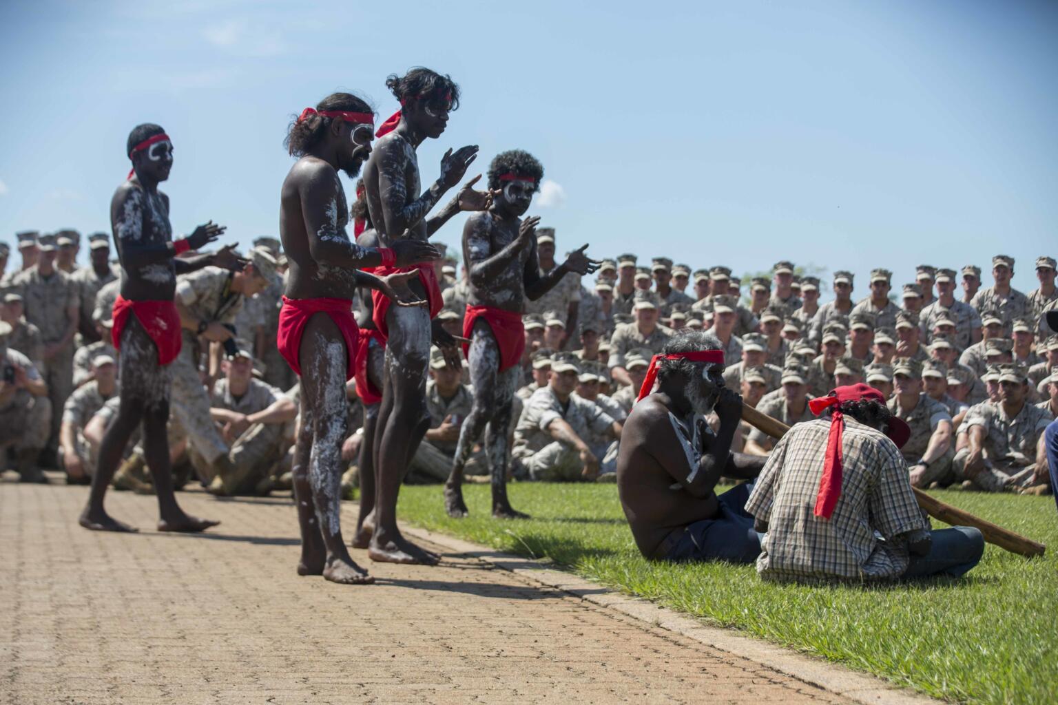 aboriginals playing music darwin