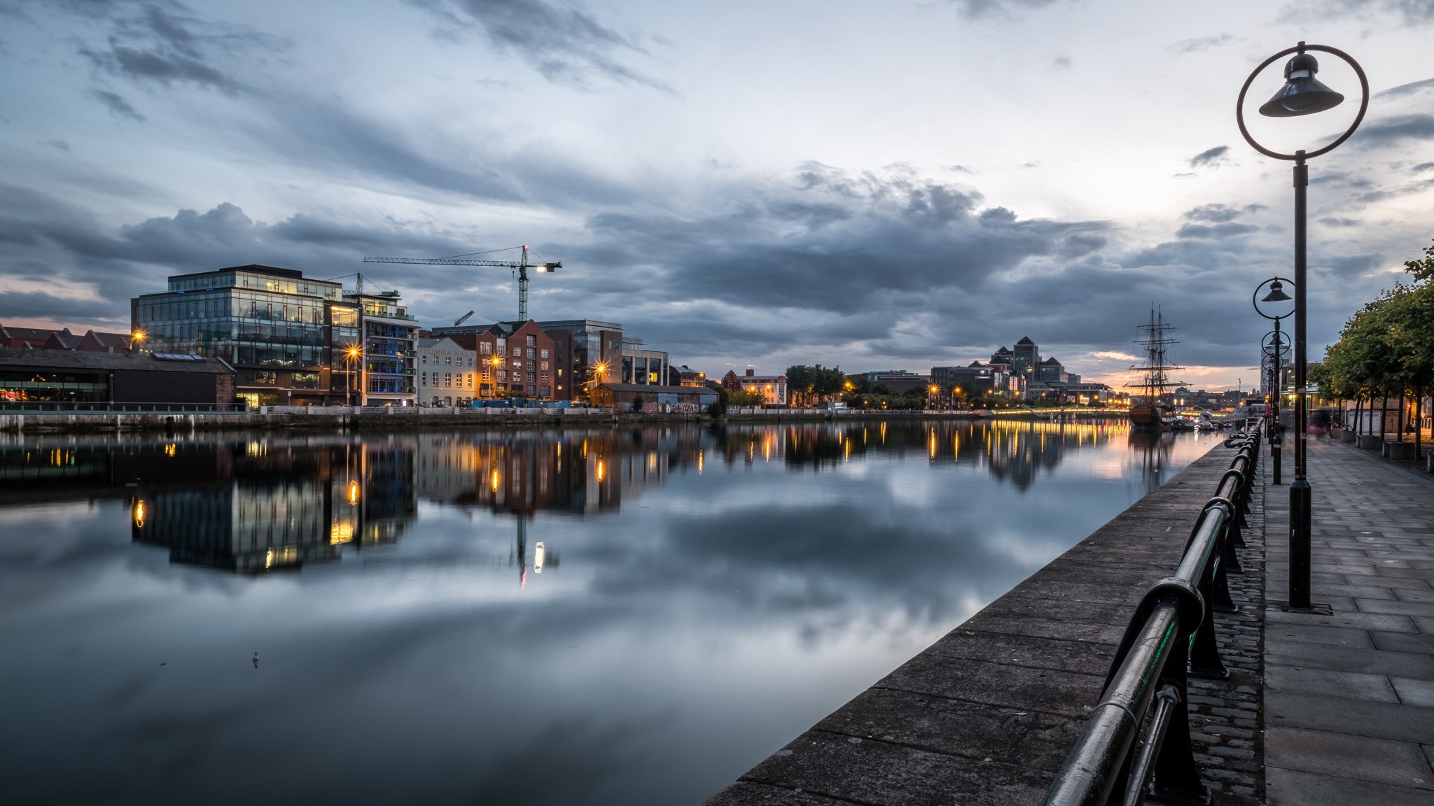 backpacking dublin travel guide