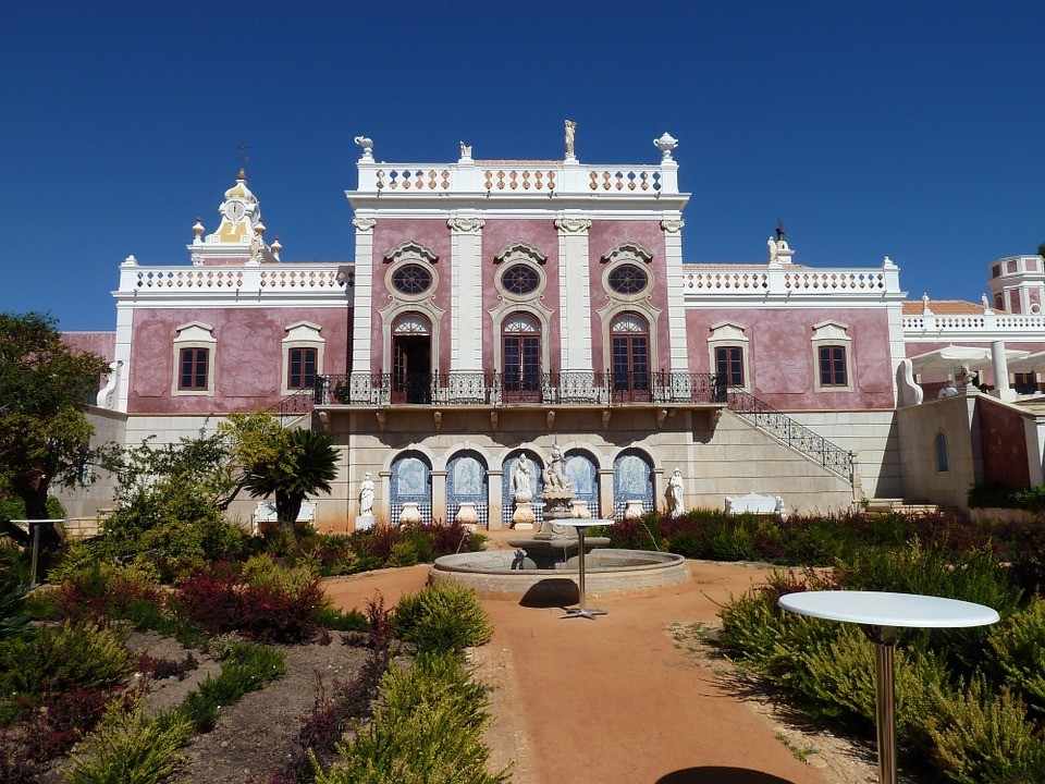 Best Hostels in Faro