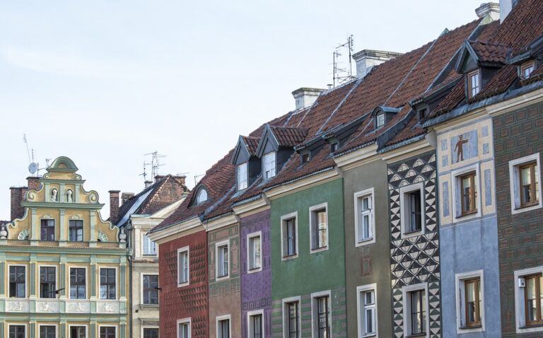 10 EPIC Hostels in Poznan (Insider Guide!)