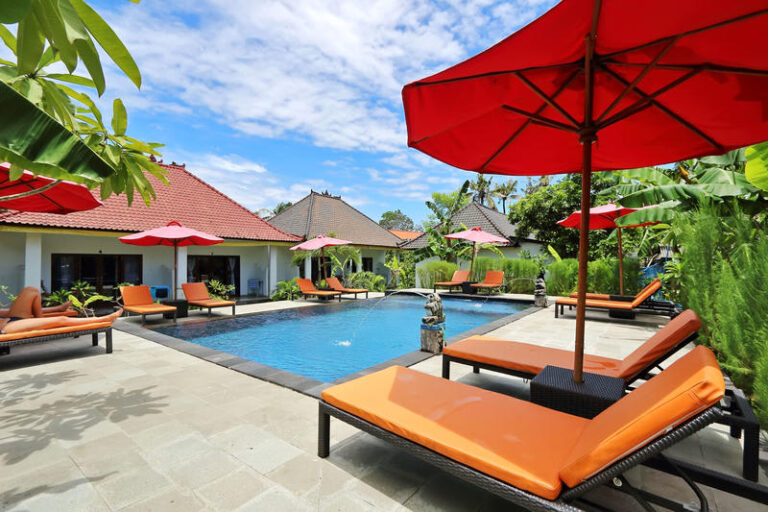 best place to stay nusa lembongan