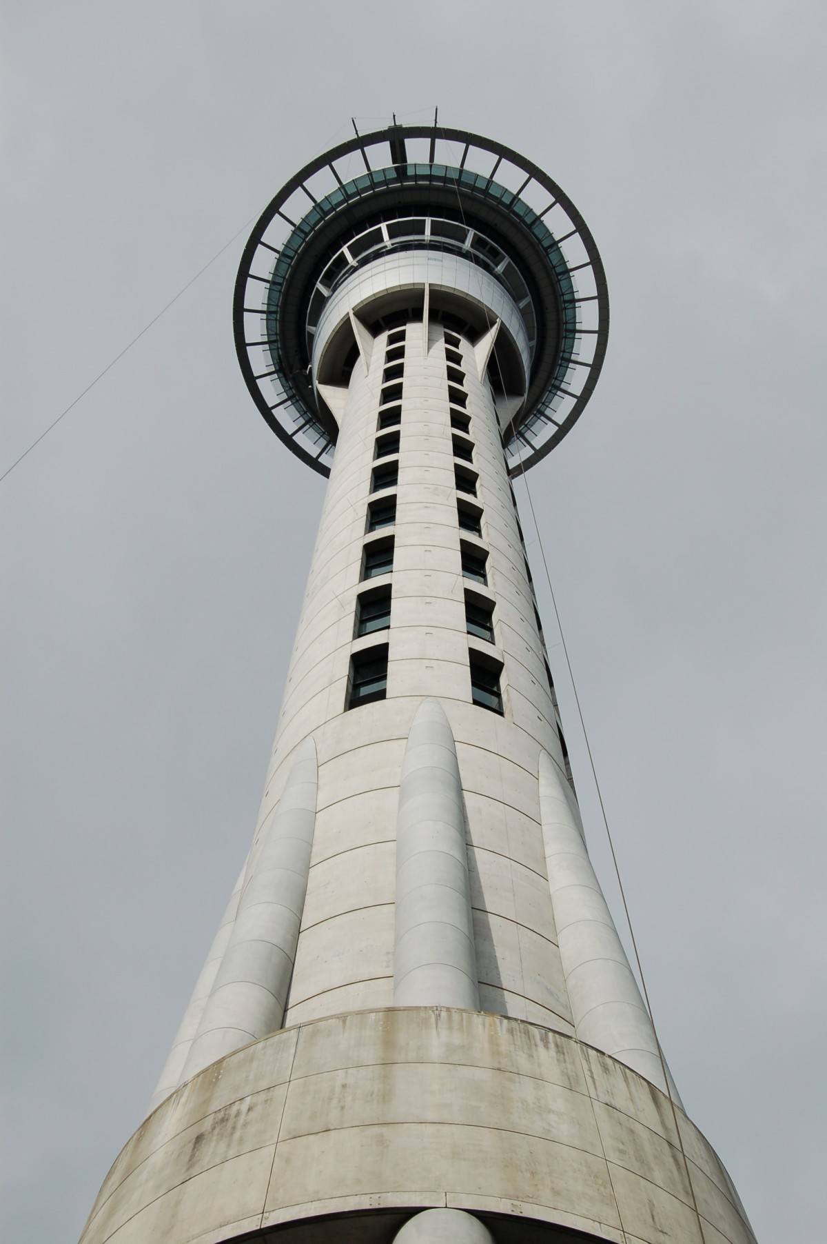 backpacking auckland