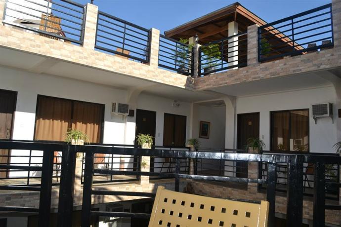Balaibinda Lodge best hostels in Coron